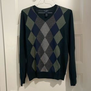 Banana Republic Men’s V-Neck Merino Wool Sweater